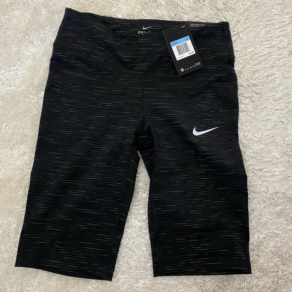 Nike Shorts - Picture 1 of 2